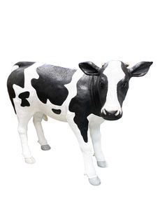 Calf Statue (H: 1m x L: 1.2m x D: 0.55m)