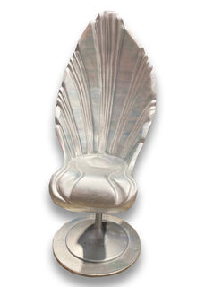 Silver Shell Space Throne (H: 155cm x L: 80cm x W: 70cm)