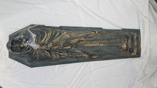 Coffin Lid Skeleton/Shroud (H: 2m x W: 0.6m x D: 0.3m)