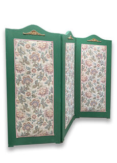 Screen #1 Green w/ Floral Insert (H: 1.5m W: 1.8m unfolded)