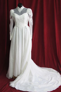 Wedding Dress Victorian Style sz.10 45320050