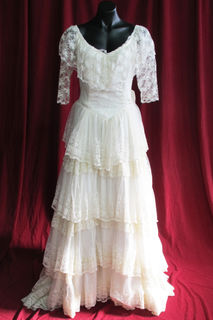 Wedding Dress Lacey Frill sz.10 45320348