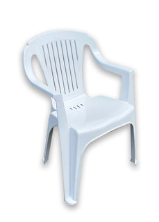 White Plastic Chair (H: 82cm x W: 60cm x D: 40cm)