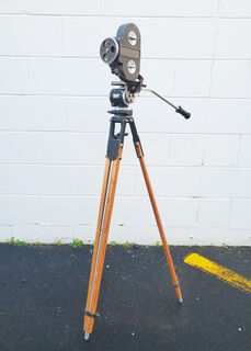 Grey Hand Wind Film Camera (H: 1.2m)