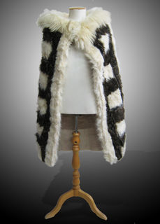 Faux Dog Hair Cloak Cream and Brown (Kahu Kuri)