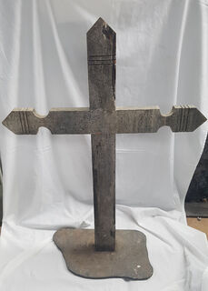 Gravestone Cross M (H: 1.06m x W: 0.8cm)
