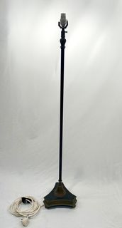 Standing Lamp #7 Brass Trinagle Base (working) w/ Shade (H: 1.3m)