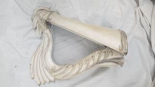 Harp Small White (H: 43cm x W: 28cm)