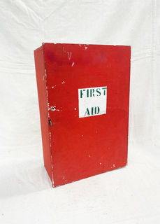 Military Box #19 First Aid Wall Mounted (L: 31cm x W: 16cm x H: 47cm)