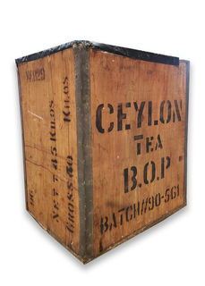 Tea Chest (H: 60cm W: 42cm D: 51cm)