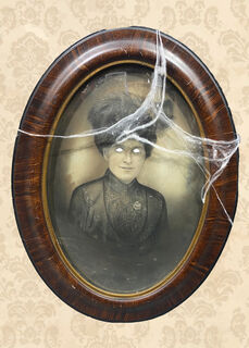 Oval Haunted Portrait of Woman (H: 61cm W: 47cm)