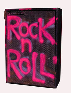 Rock n Roll Speaker Pink Spray Paint (0.8 x 0.57 x 0.3)