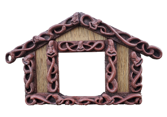 Maori Carving #31 Pataka / Whare (H: 1.6m x W: 2.7m)