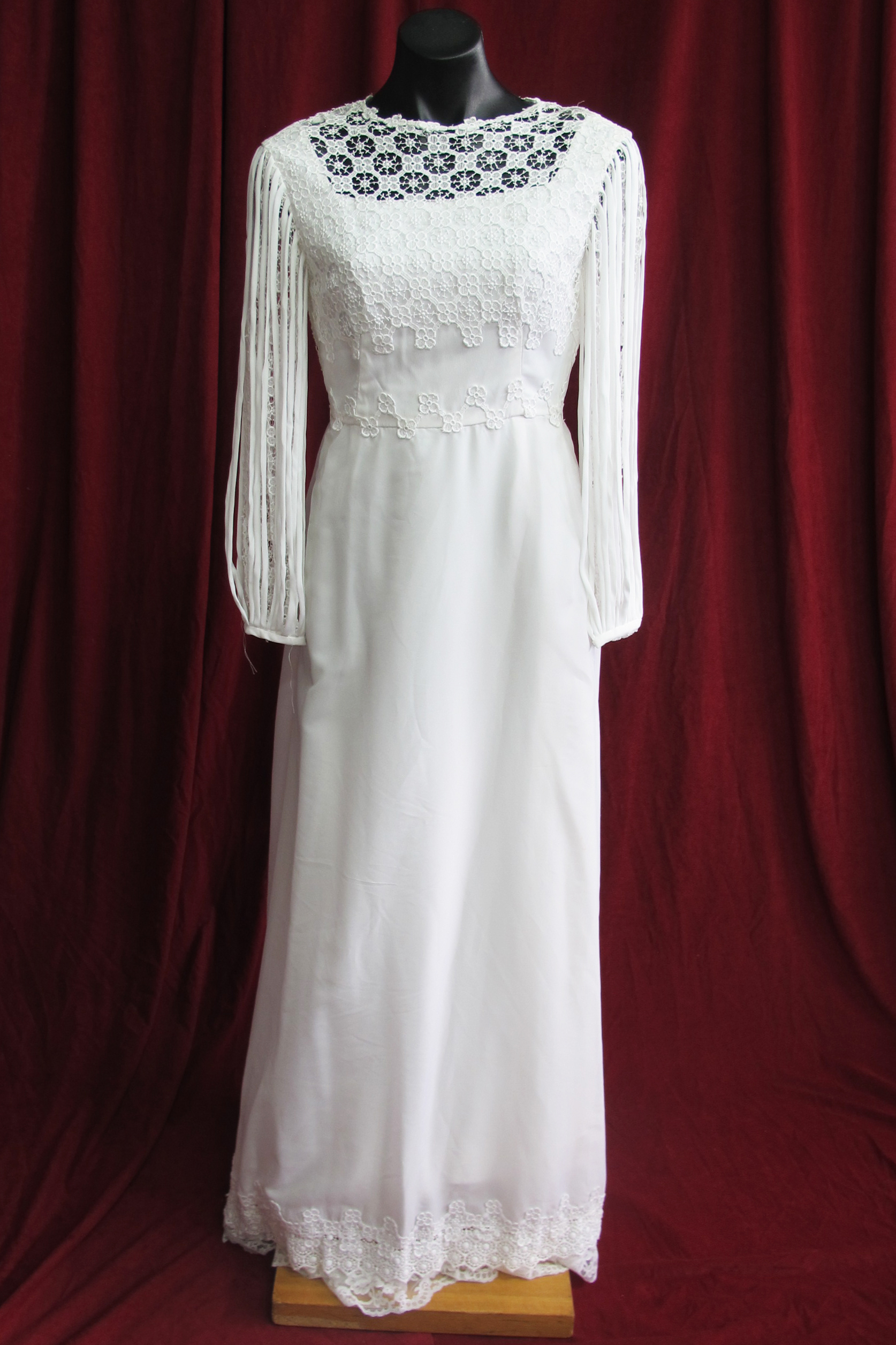 Wedding Dress 1970s Lace Bodice Spaghetti Sz. 10