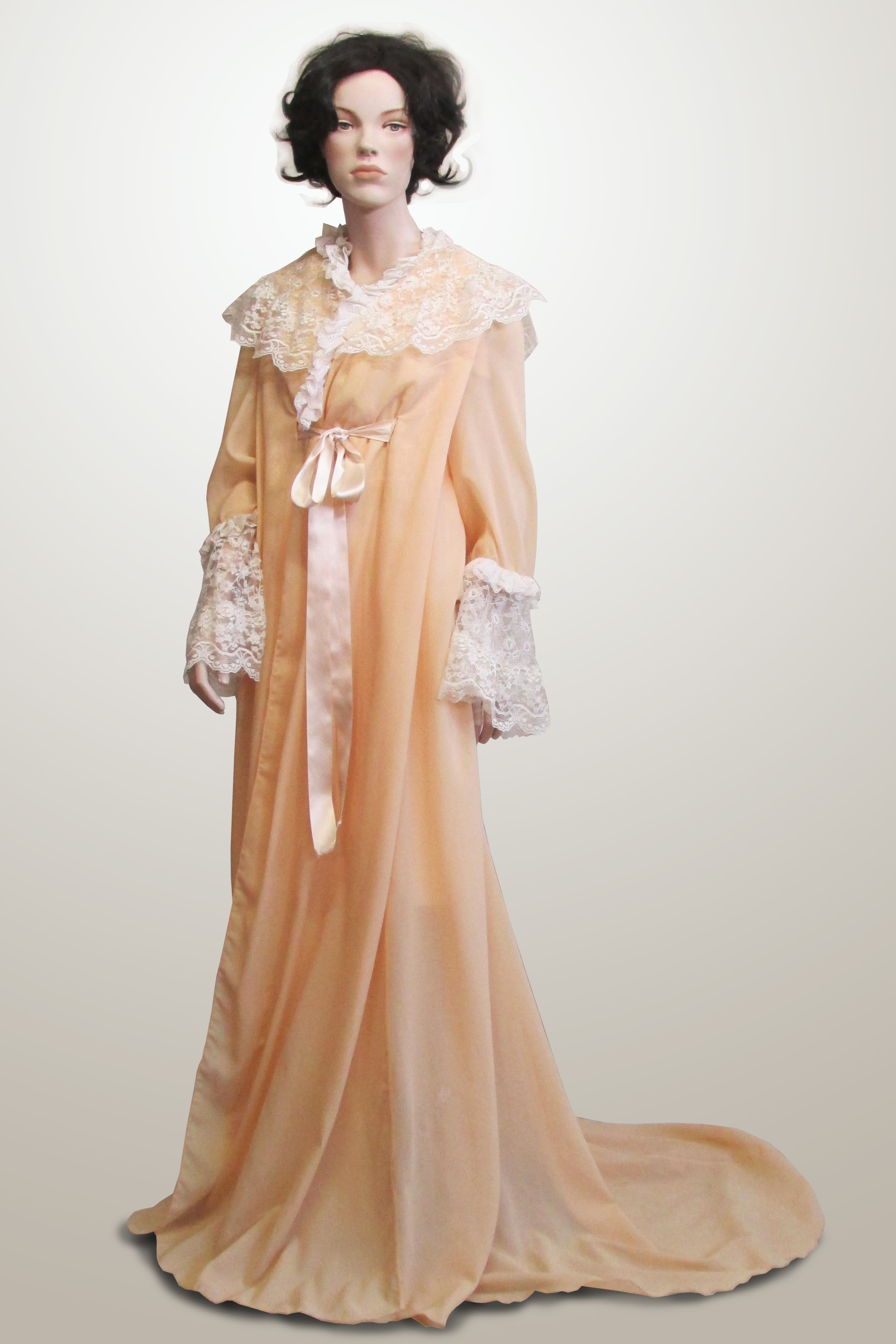 Dressing Gown Pale Peach with Lace Trim