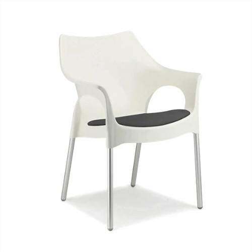 Chair Ola White with padding.