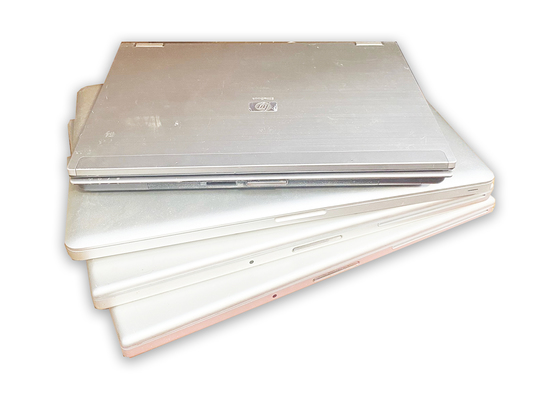 Laptop MacintoshLaptops Assorted 