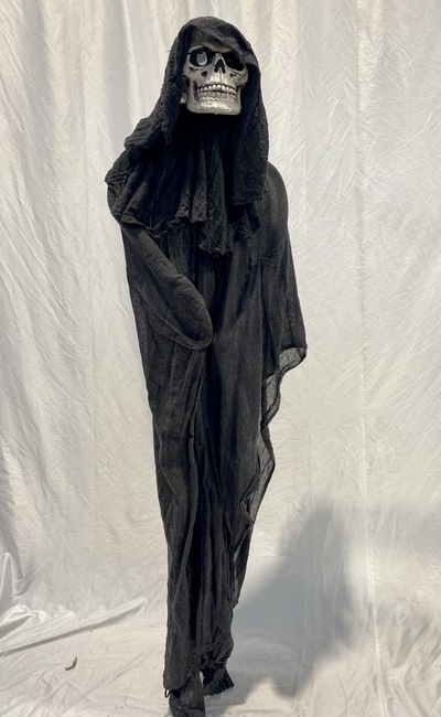Skeleton Shroud Hanging Large B