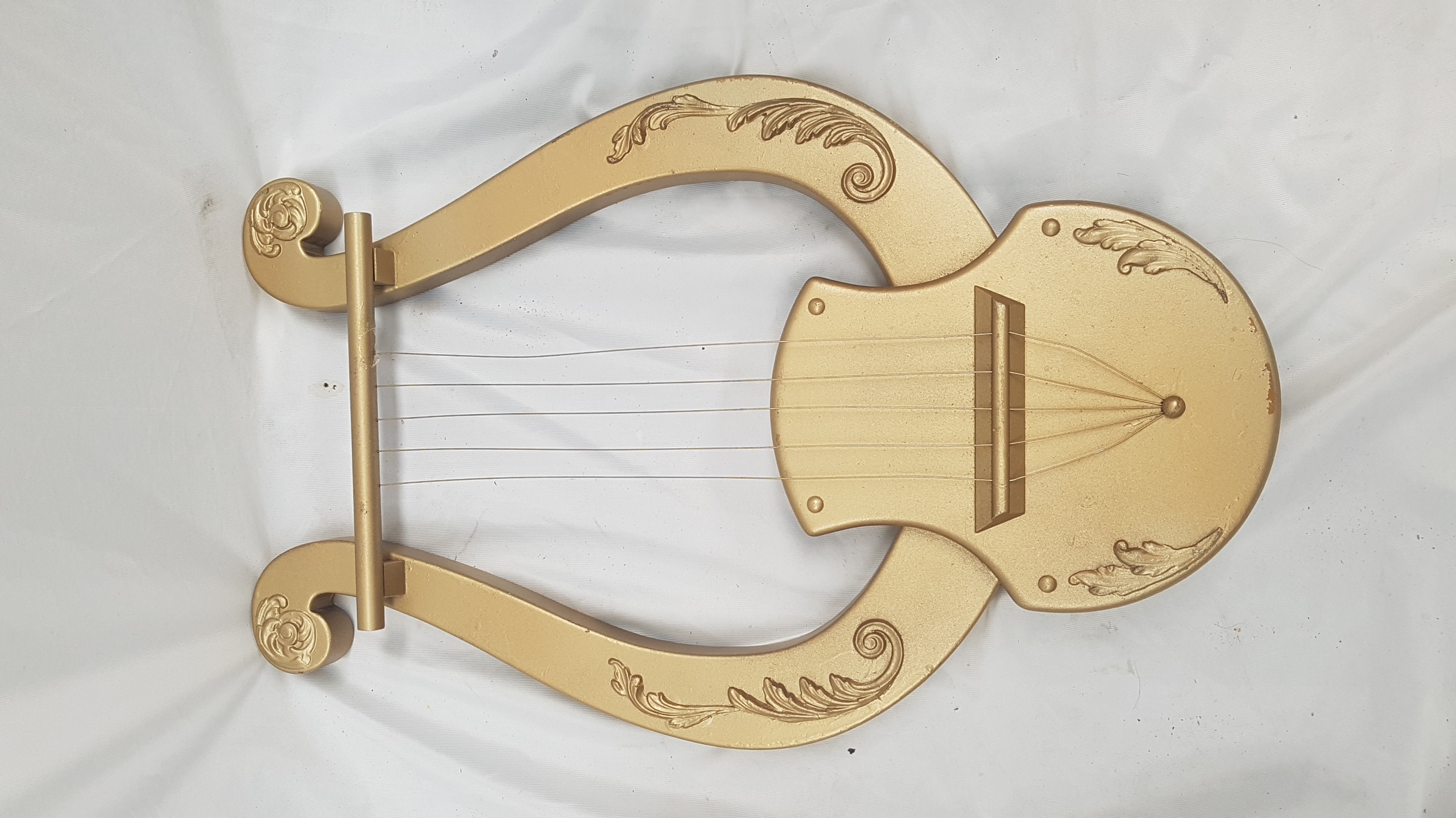 Harp Small Gold #2 (H: 62cm x W: 40cm)