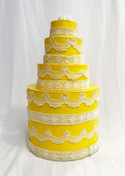 Large Yellow Cake (H: 40cm)