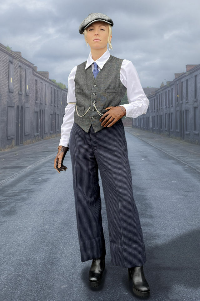 Legend So Kristen Bells Peaky Blinders Costume Is Incredible Shemazing Peaky Blinders 