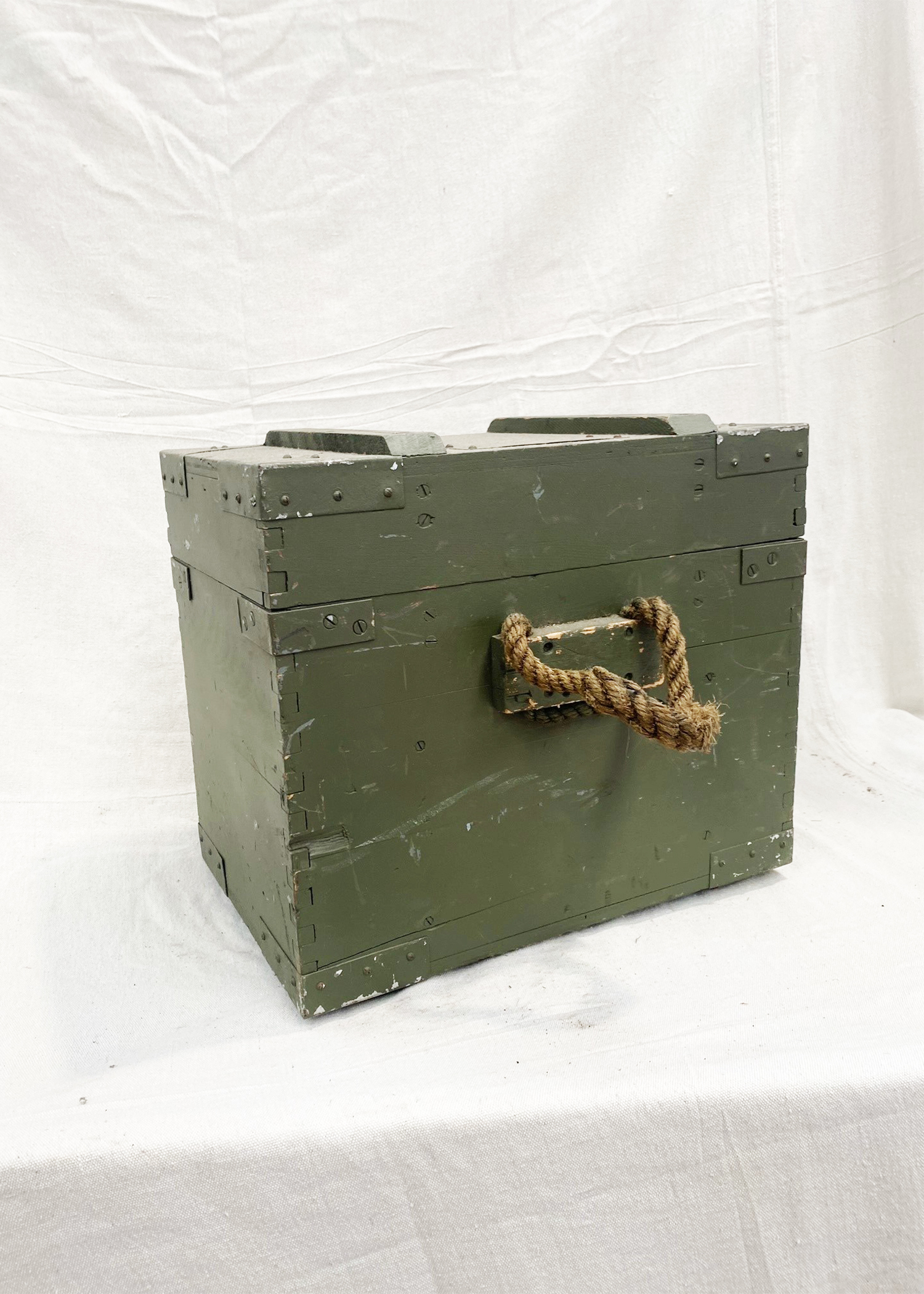 Military Box #13 Green (L: 42cm x W: 30cm x H: 38cm) 