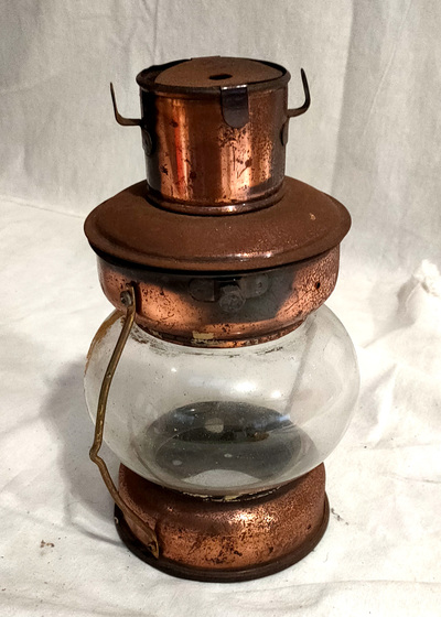 Copper Lantern (H:22cm x W: 17cm x D: 17cm)