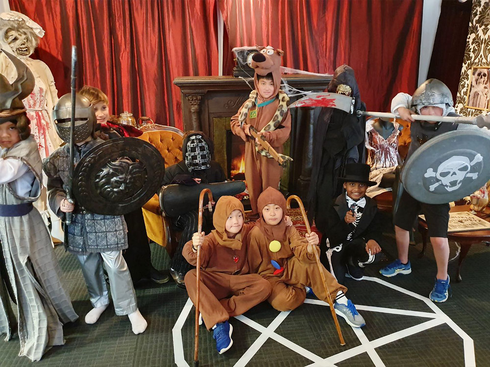 Kids Parties At First Scene First Scene Nzs Largest Prop And Costume