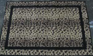 Rug Leopard skin Brown w/beige  black 1.15m x 1.55m)