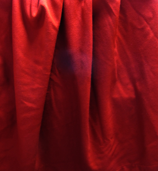 Curtain Red Wool (W: 4m x H: 4m)