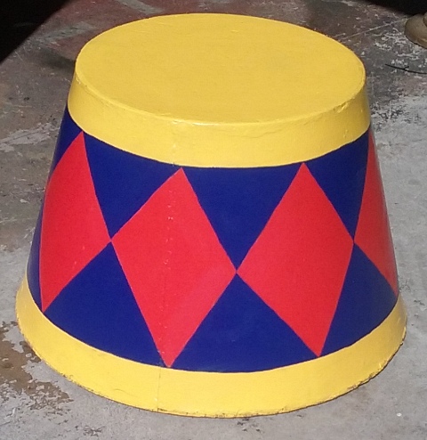 Circus Plinth (0.62m x 0.62m dia)