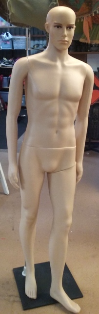 #23 Male Mannequin Full Plastic (H:1.8)