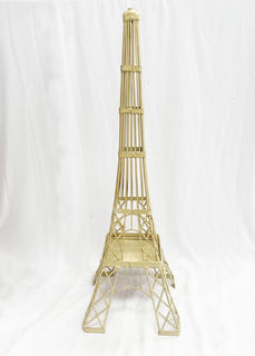 White Eiffel Tower Tall (H: 0.75m)