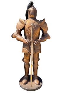 Knight Bronze Knight Bronze (H: 2m x W: 1m x D: 0.6m, Base Dia 0.6m)