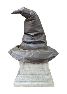 Harry Potter Sorting Hat (H: 57cm x W: 30cm x D: 30cm)
