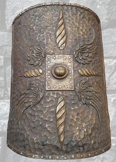 Shield Roman Centurion (H: 1m x W: 0.7m)