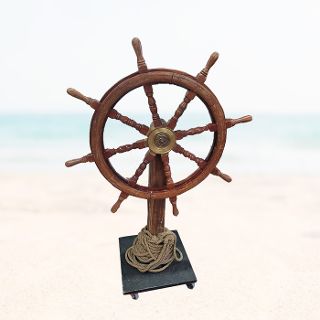 Ships Wheel Medium w/ Wheels (H: 1.35m x W: 1m)