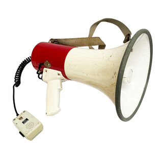 Megaphone White + Red (L: 34cm D: 22cm) -Not Working