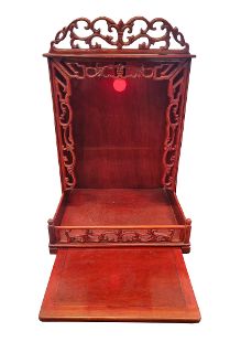 Light Up Shrine (H: 67cm)