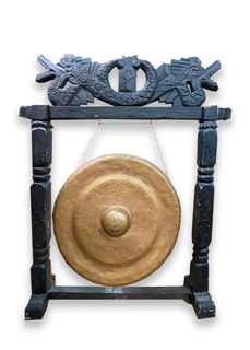 Gong Medium (H: 1.05m x W: 0.85m)