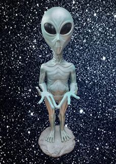 Alien (H: 1m x W: 0.3m x D: 40cm)