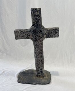 Gravestone Cross G - Stone w/ Circle (W: 0.47m x H: 0.79m)