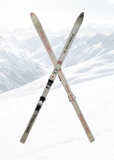 Skis - Red Fisher (L: 1.9m x W: 8.5cm)