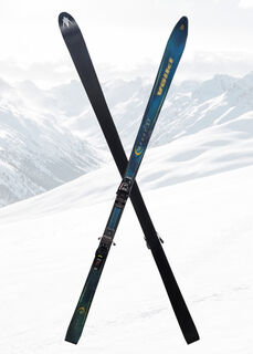 Skis - Volkl - Green (L: 1.9m x W: 9cm)