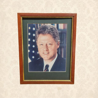 Framed Photo - Bill Clinton (H: 36cm x W: 29cm)