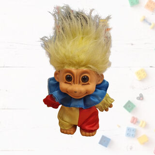 Troll Doll - Clown Costume w/ Yellow Hair (H: 25cm x W: 17cm x D: 10cm)
